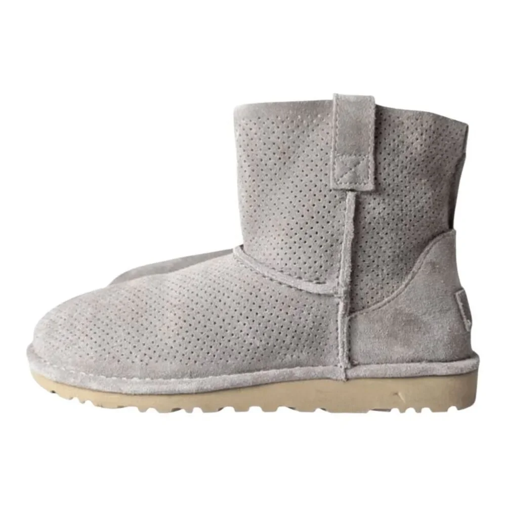 UGG excellent like